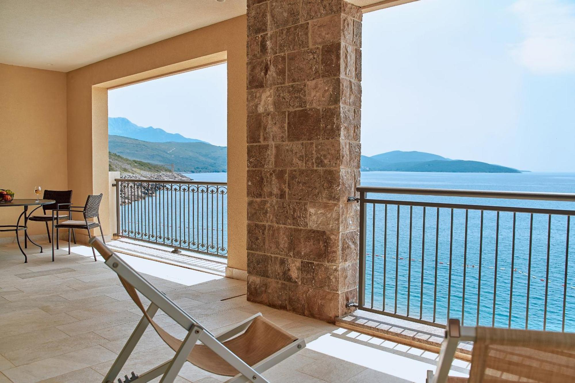 Lustica Apartments Marina Tivat Extérieur photo